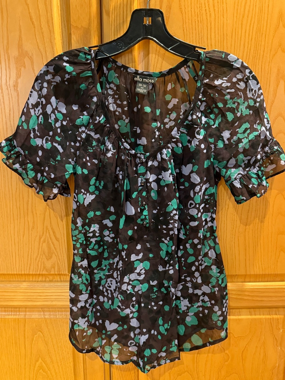Ella Moss Silk Short Sleeve Top Blouse Green and Black Print Size XS